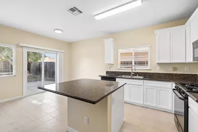 1938 Bonavista Way, Sacramento, CA 95832 - Photo 20