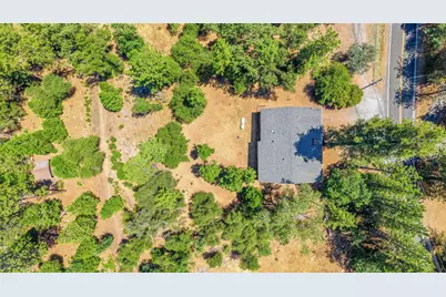 19424 N Ferretti Road, Groveland, CA 95321 - Photo 32