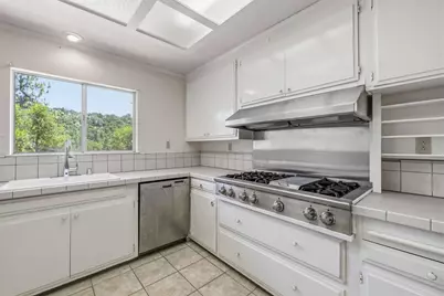 19424 N Ferretti Road, Groveland, CA 95321 - Photo 10