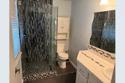 9500 Batey Avenue, Elk Grove, CA 95624 - Photo 12