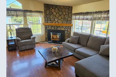 1746 W Harbor Drive, Isleton, CA 95641 - Photo 2