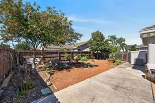 10085 Tittle Way, Elk Grove, CA 95757 - Photo 42