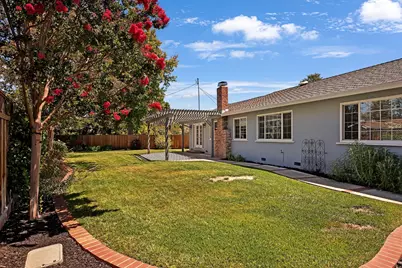 12425 Woodside Drive, Saratoga, CA 95070 - Photo 36