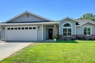 8940 Oakmore Way, Orangevale, CA 95662 - Photo 2