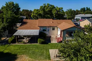 9156 Crown St, Orangevale, CA 95662 - Photo 24