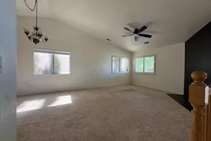 1910 Sleepy Dr, Yuba City, CA 95991 - Photo 4