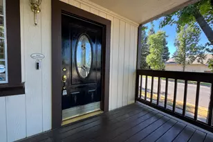 1910 Sleepy Dr, Yuba City, CA 95991 - Photo 2