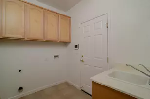 9465 Triathlon Ln, Elk Grove, CA 95758 - Photo 34