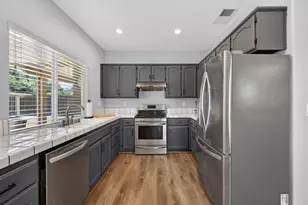 1873 Nighthawk Cir, Roseville, CA 95661 - Photo 12