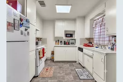 4020 Inyo Avenue, Sacramento, CA 95820 - Photo 8