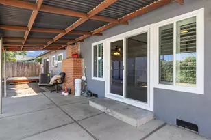 335 E Robinhood Dr, Stockton, CA 95207 - Photo 32