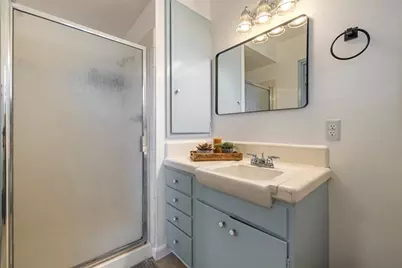 335 E Robinhood Drive, Stockton, CA 95207 - Photo 26