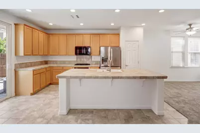 1905 Mammoth Way, Sacramento, CA 95834 - Photo 16