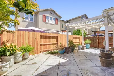 1905 Mammoth Way, Sacramento, CA 95834 - Photo 8