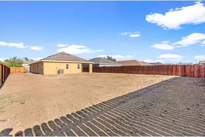 4426 Sundari Avenue, Olivehurst, CA 95961 - Photo 62