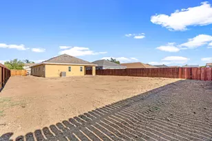 4426 Sundari Ave, Olivehurst, CA 95961 - Photo 62