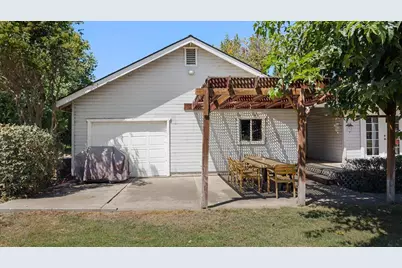 4900 California Avenue, Oakdale, CA 95361 - Photo 48