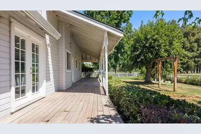 4900 California Avenue, Oakdale, CA 95361 - Photo 38