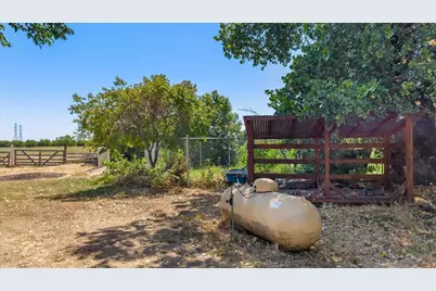 4900 California Avenue, Oakdale, CA 95361 - Photo 54