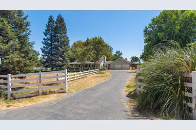 4900 California Avenue, Oakdale, CA 95361 - Photo 2