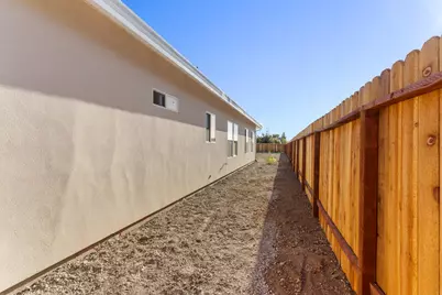 4432 Sundari Avenue, Olivehurst, CA 95961 - Photo 52
