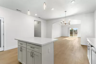 4432 Sundari Avenue, Olivehurst, CA 95961 - Photo 14