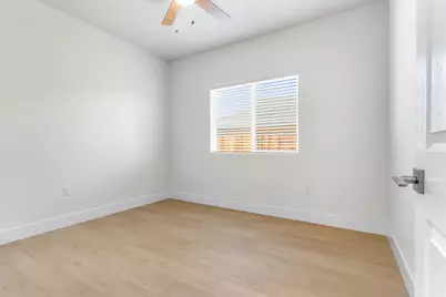4432 Sundari Avenue, Olivehurst, CA 95961 - Photo 36