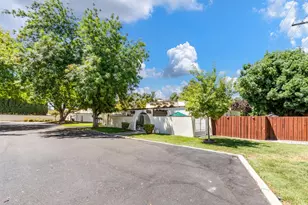 1164 Silver Lake Dr, Sacramento, CA 95831 - Photo 56