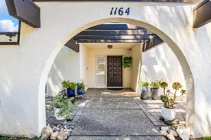 1164 Silver Lake Dr, Sacramento, CA 95831 - Photo 8