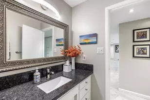 1164 Silver Lake Dr, Sacramento, CA 95831 - Photo 30