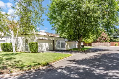 1164 E Silver Lake Drive, Sacramento, CA 95831 - Photo 6