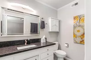 1164 Silver Lake Dr, Sacramento, CA 95831 - Photo 24