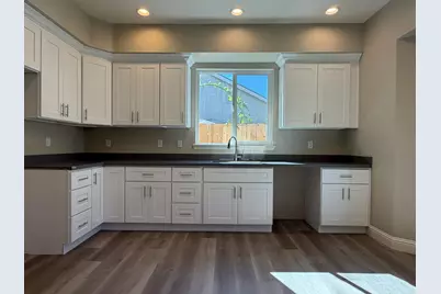 715 Cambridge Court, Tracy, CA 95377 - Photo 12