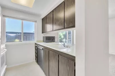 4030 Knoll Top Court, Carmichael, CA 95608 - Photo 10