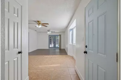 5451 W Santa Ana Avenue, Fresno, CA 93722 - Photo 4