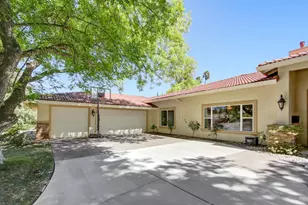 5694 Rolling Oak Dr, Sacramento, CA 95841 - Photo 4