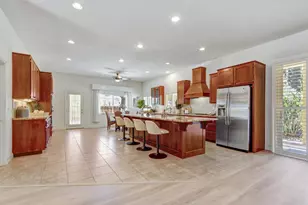 5694 Rolling Oak Dr, Sacramento, CA 95841 - Photo 18