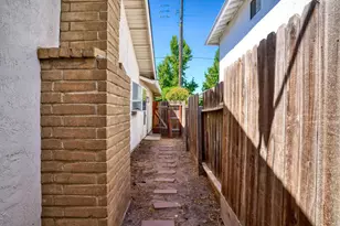 2104 Mable Ave, Modesto, CA 95355 - Photo 32