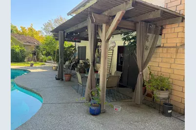 8985 Cherry Hills Place, Stockton, CA 95209 - Photo 12