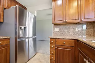 6541 Rancho Madera Way, Sacramento, CA 95828 - Photo 14