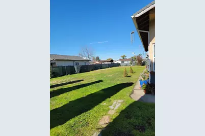 7721 39th Avenue, Sacramento, CA 95824 - Photo 12