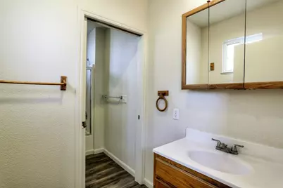 7721 39th Avenue, Sacramento, CA 95824 - Photo 8
