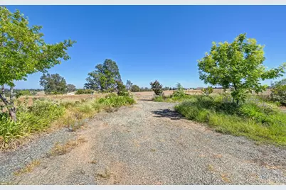 9472 Rogers Road, Sacramento, CA 95829 - Photo 1