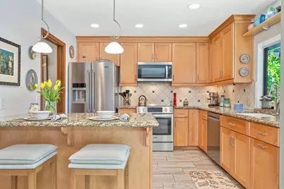 7671 Greenhaven Drive, Sacramento, CA 95831 - Photo 18