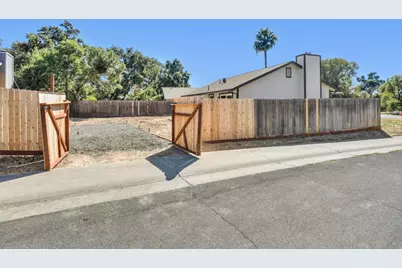 3031 Scotland Drive, Antelope, CA 95843 - Photo 20