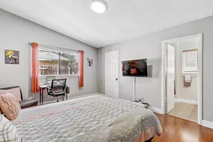 7677 Harvest Woods Dr, Sacramento, CA 95828 - Photo 22
