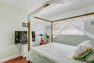 7677 Harvest Woods Drive, Sacramento, CA 95828 - Photo 26