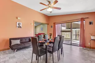 7677 Harvest Woods Dr, Sacramento, CA 95828 - Photo 10