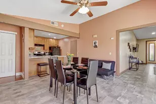 7677 Harvest Woods Dr, Sacramento, CA 95828 - Photo 12