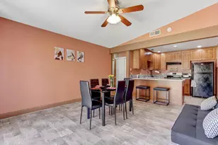 7677 Harvest Woods Dr, Sacramento, CA 95828 - Photo 12